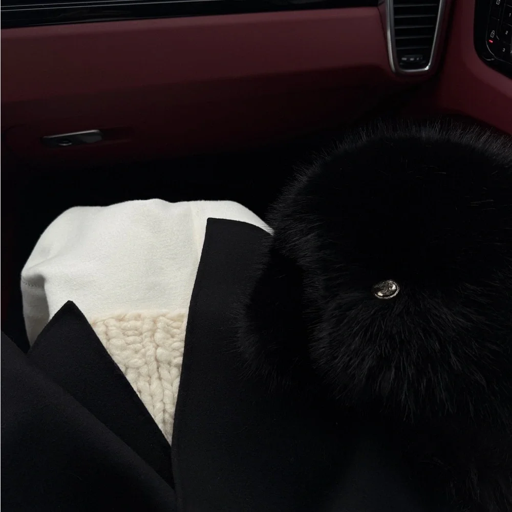 Chanel 25N fur pillbox hat